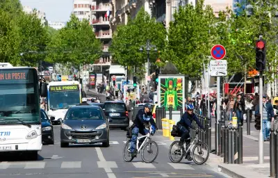 Hausse du carburant : les Français réduisent leurs déplacements, selon une étude Keolis