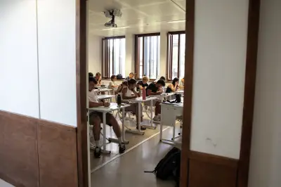 Hélène Dorion, première autrice vivante au bac de français, se confie