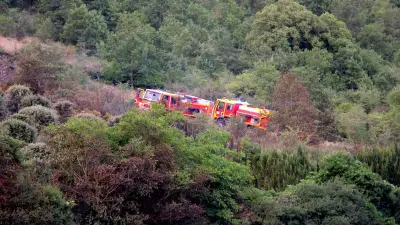 Incendie de Nant : reprise des flammes, ravin inaccessible complique la lutte