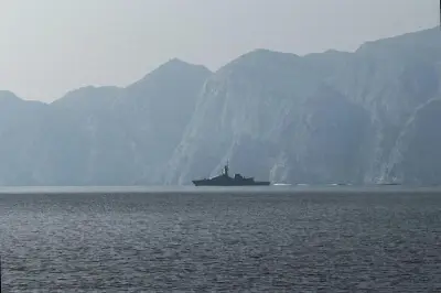 Iran menace les navires traversant Ormuz sans autorisation