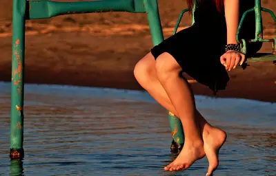Jambes lourdes : conseils pour les soulager en période de canicule