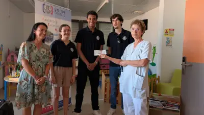 Le LEO Club d'Alès remet un chèque pour les enfants hospitalisés