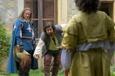 « Les caprices de l'enfant roi » : une satire poussive et sans mordant
