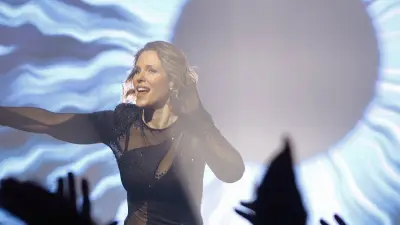 Lorie : « Je pensais que la chanson, c’était fini pour moi » avant son Zénith