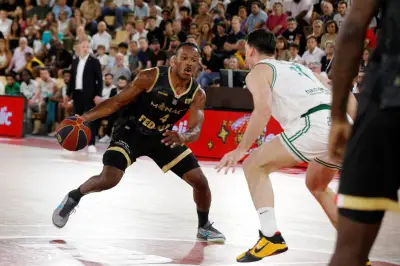 Monaco domine Nanterre 83-61 et reprend l'avantage en demi-finale
