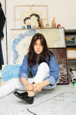 Mylène Jampanoï, actrice dense avec les loups