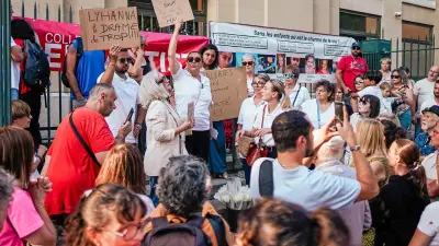Nouveau rassemblement en blanc à Nîmes après le meurtre de Lyhanna