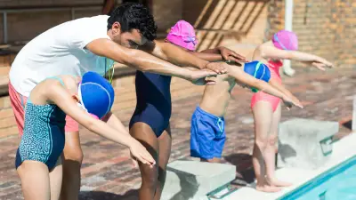 Noyades : les fédérations appellent à faire de la natation une priorité nationale