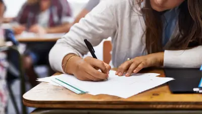 Panique au bac à Besançon : 22 élèves planchent sur le mauvais sujet