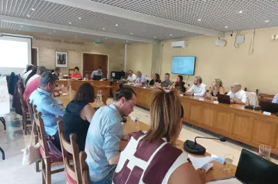 À Peymeinade, le conseil municipal du samedi matin fait salle comble