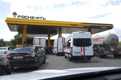 Pénurie de carburant en Russie : Poutine reconnaît une crise après les frappes ukrainiennes