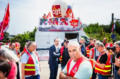 À Poissy, Bompard dénonce les méthodes de voyous de Stellantis