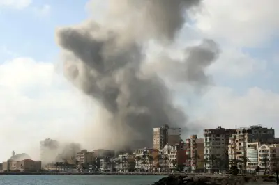 Pourquoi Israël privilégie les frappes aériennes malgré leur coût humain