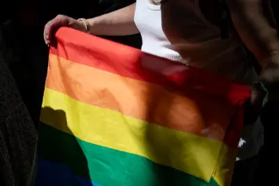 Pourquoi la bisexualité reste une notion floue et difficile à manier