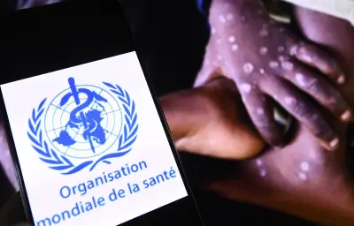 Pourquoi l'OMS est-elle la cible des théories du complot ?