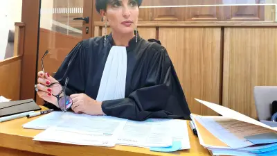 Procès à Nîmes : il poignarde son ami d'enfance pour défendre sa mère