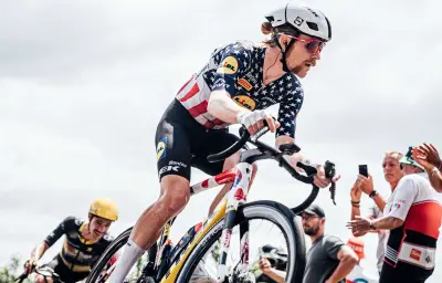 Quinn Simmons remporte la 4e étape du Tour Auvergne-Rhône-Alpes