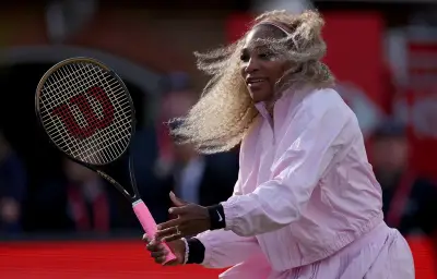 Serena Williams signe un retour gagnant au Queen's à 44 ans