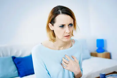 Signes discrets d'un infarctus : cardiologue alerte