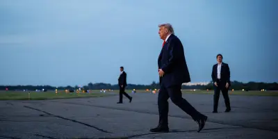 Trump promet de riposter après la destruction d'un hélicoptère américain par l'Iran