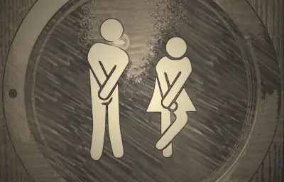 Un campeur tombe dans des toilettes sèches en voulant récupérer ses lunettes
