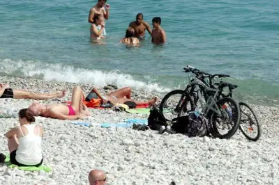 Vol d'un bracelet Hermès sur la Promenade des Anglais à Nice : deux suspects interpellés