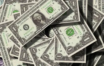 Waterloo : une femme de 69 ans gagne 2 millions de dollars à la loterie et prend sa retraite anticipée