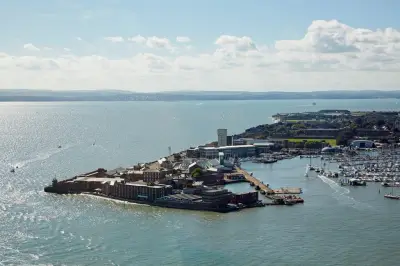 Yacht visé par des tirs de semonce russes dans la Manche