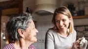 Accompagner un proche âgé : repérer et agir contre la dénutrition