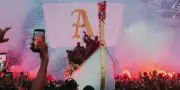 Alonzo, cousin de Soprano, conquiert le Stade Vélodrome à bord de son drakkar