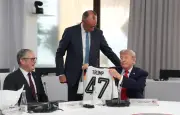 Anniversaire de Trump : maillot, vélo et dîner à Versailles