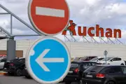 Auchan cède 72 supermarchés à Intermarché, 17 cherchent repreneur