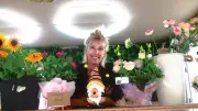 Aurélie Carrat lance son flowertruck Manalex à Bordezac
