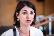 Aurélie Trouvé dénonce les fonds spéculatifs, menace pour le tissu productif