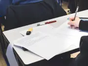 Bac : la maîtrise du français plus sanctionnée, une religion laïque