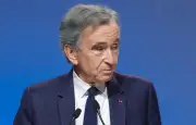 Bernard Arnault : une biographie critique secoue le monde du luxe