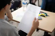 Brevet des collèges : un substitut au certificat d'études ?