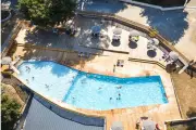 Camping Huttopia à La Seyne : l'aire de jeux d'eau abandonnée