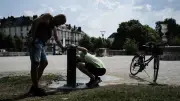 Canicule : 61 départements en rouge, orages et coupures d'électricité redoutés