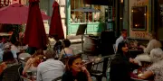 Canicule à Paris : les terrasses et l'interdiction d'alcool sur la voie publique