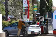 Carburant : le gouvernement voit le bout de la crise après l'accord sur Ormuz