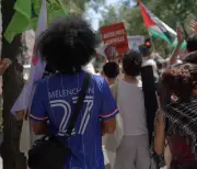 Chez LFI : la troublante réappropriation du maillot des Bleus