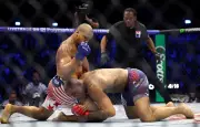 Ciryl Gane écrase Alex Pereira et remporte la ceinture intérimaire UFC