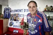 Clément d'Antibes et son coq Balthazar prêts pour la 10e Coupe du monde