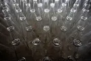 Consigne en verre : un an après, le bilan jugé insuffisant par Zero Waste