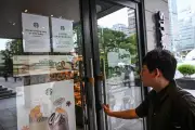 Corée du Sud : après un fiasco publicitaire, Starbucks donne des cours d'histoire à ses employés