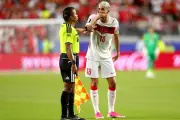 Coupe du Monde 2026 : carton rouge pour bouche cachée, Hakimi sifflé, réveil du Brésil