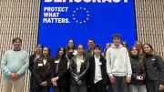 Des collégiens de l'Aveyron primés à Bruxelles pour un article sur le Viaduc de Millau