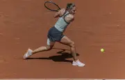 Diane Parry : un jeu atypique qui séduit et interroge à Roland-Garros