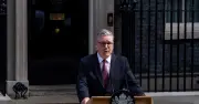Démission de Starmer : la presse britannique dresse un bilan sévère